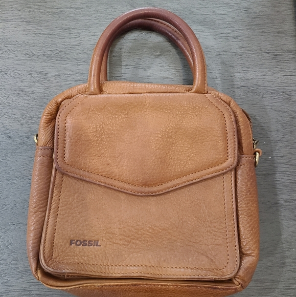 Fossil Leather Handbag - Picture 4 of 13
